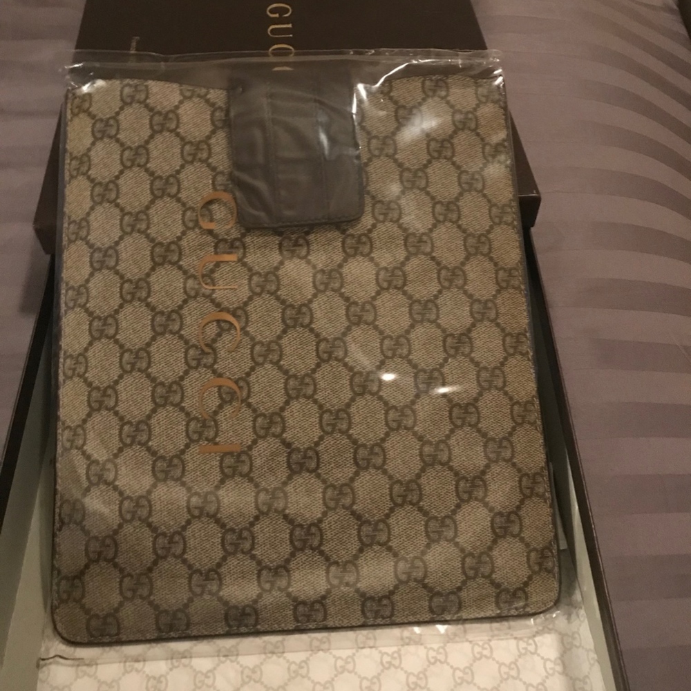 Gucci Ipad Case - Picture 4 of 4